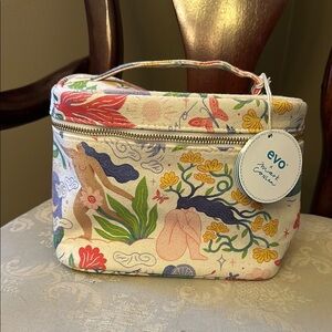 NWT Evo x Mark Conlan lined canvas makeup, travel bag